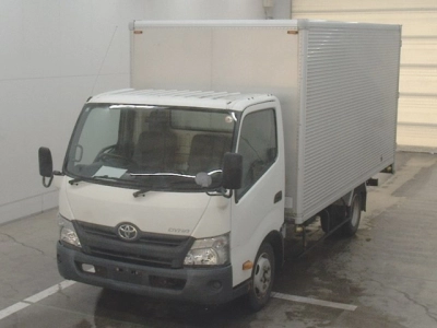 TOYOTA DYNA
