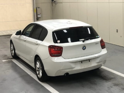 BMW 1 SERIES