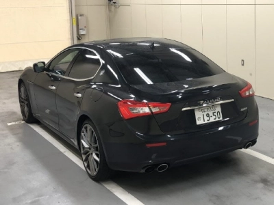 MASERATI GHIBLI