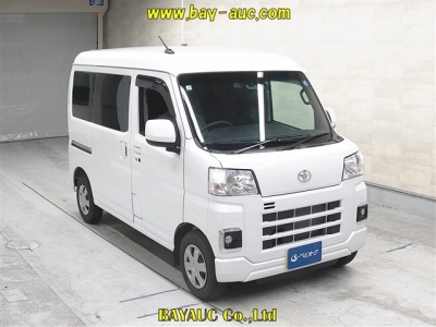TOYOTA PIXIS VAN
