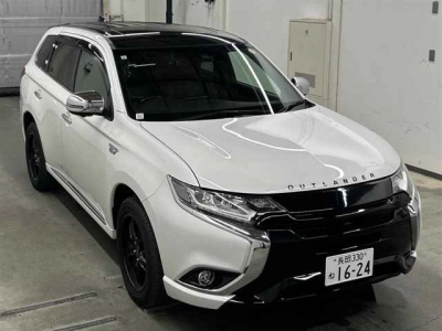 MITSUBISHI OUTLANDER PHEV
