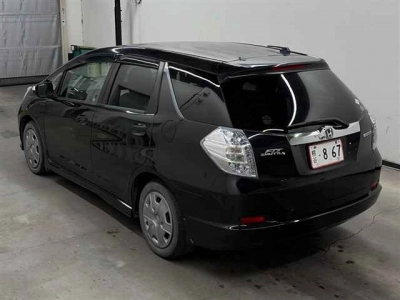 HONDA FIT SHUTTLE HYBRID