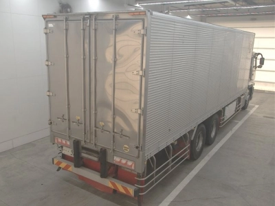 MITSUBISHI FUSO