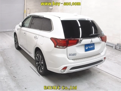 MITSUBISHI OUTLANDER PHEV
