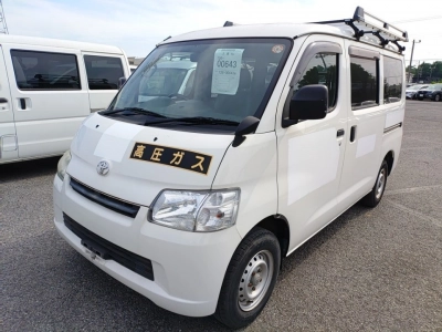 TOYOTA TOWN ACE
