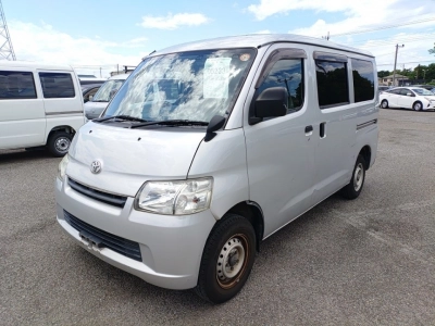 TOYOTA TOWN ACE