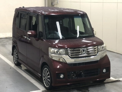 HONDA N BOX CUSTOM