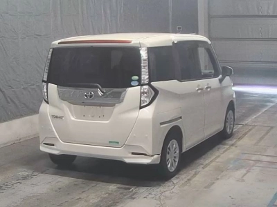 TOYOTA TANK