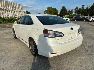 LEXUS HS