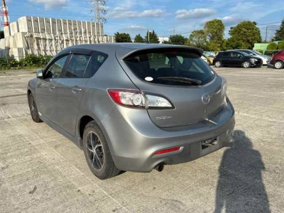 MAZDA AXELA SPORT