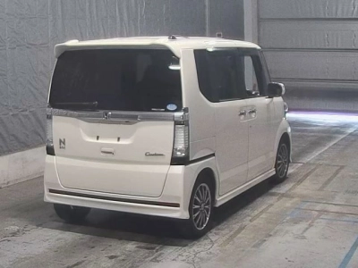 HONDA N BOX CUSTOM