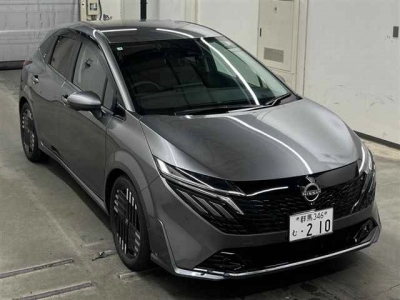 NISSAN AURA