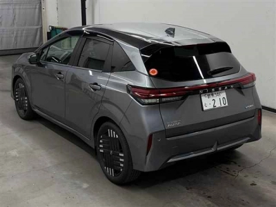 NISSAN AURA