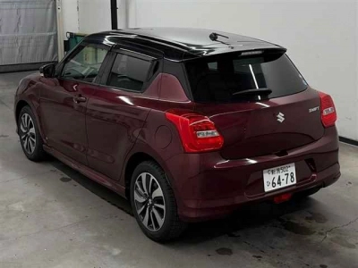 SUZUKI SWIFT