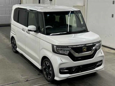 HONDA N BOX CUSTOM