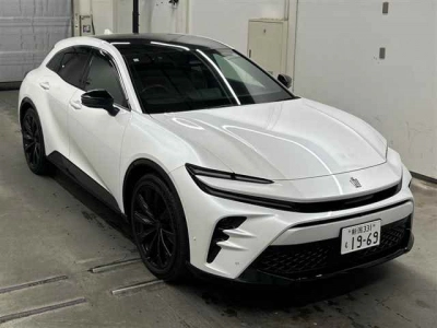 TOYOTA CROWN SPORT