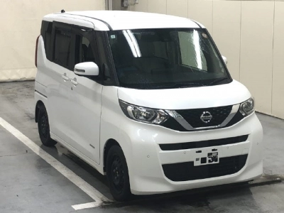 NISSAN ROOX