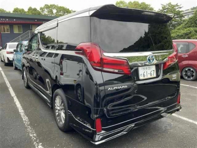 TOYOTA ALPHARD HYBRID