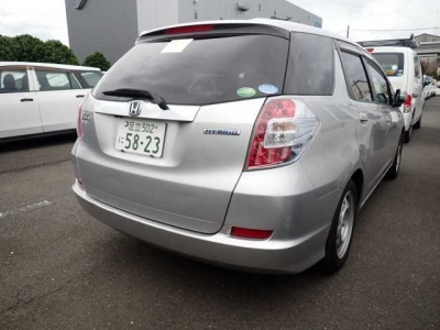 HONDA FIT SHUTTLE HYBRID