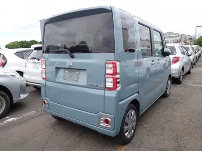 DAIHATSU WAKE