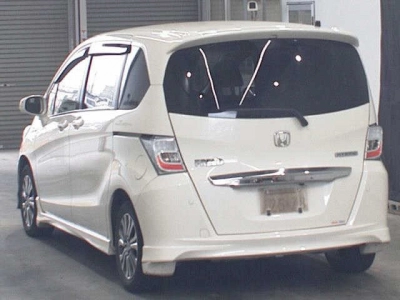 HONDA FREED
