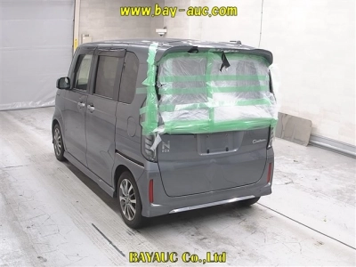HONDA N BOX CUSTOM