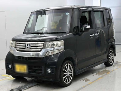 HONDA N BOX CUSTOM