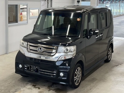 HONDA N BOX CUSTOM
