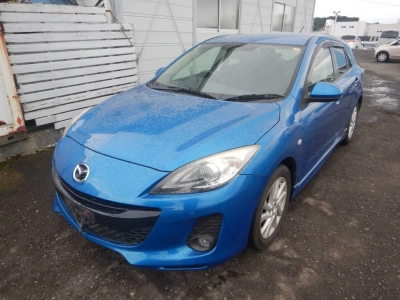 MAZDA AXELA SPORT