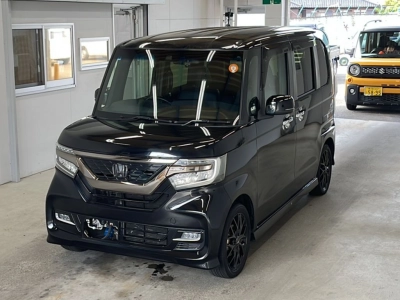 HONDA N BOX CUSTOM