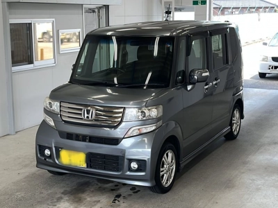HONDA N BOX CUSTOM