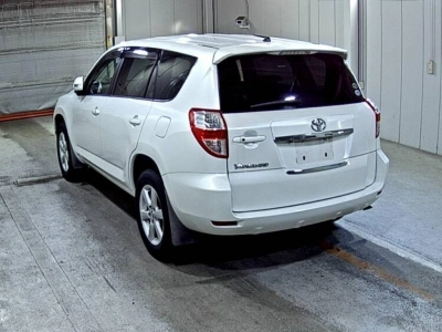 TOYOTA VANGUARD