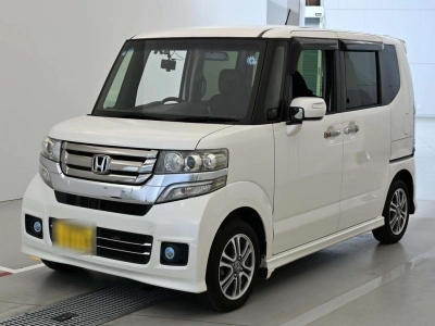 HONDA N BOX CUSTOM