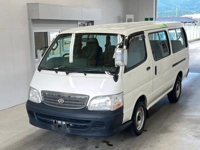 TOYOTA HIACE WAGON