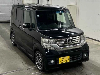 HONDA N BOX CUSTOM