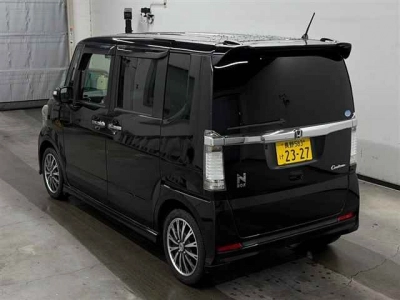 HONDA N BOX CUSTOM