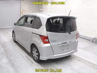 HONDA FREED