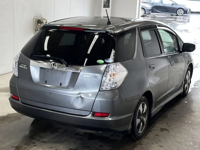 HONDA FIT SHUTTLE HYBRID
