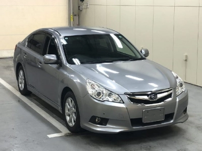 SUBARU LEGACY B4