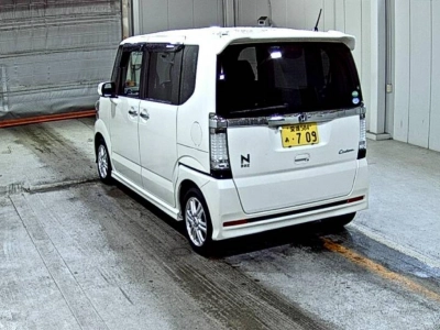 HONDA N BOX CUSTOM