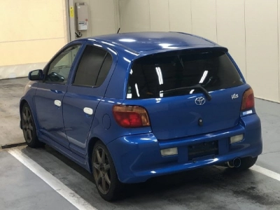TOYOTA VITZ