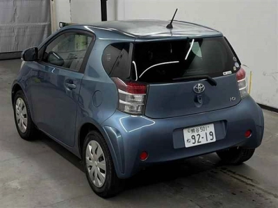 TOYOTA IQ