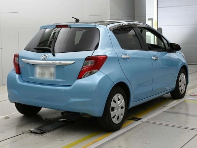 TOYOTA VITZ