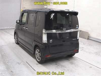 HONDA N BOX CUSTOM