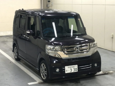 HONDA N BOX CUSTOM
