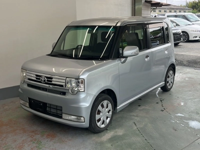 TOYOTA PIXIS SPACE