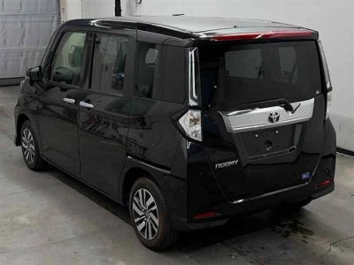 TOYOTA TANK