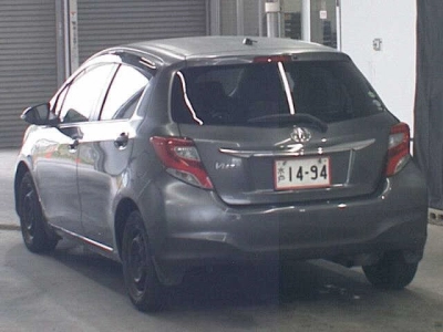 TOYOTA VITZ