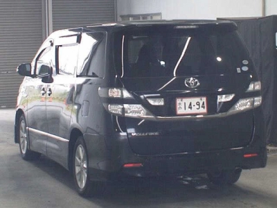 TOYOTA VELLFIRE