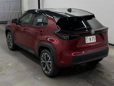 TOYOTA YARIS CROSS